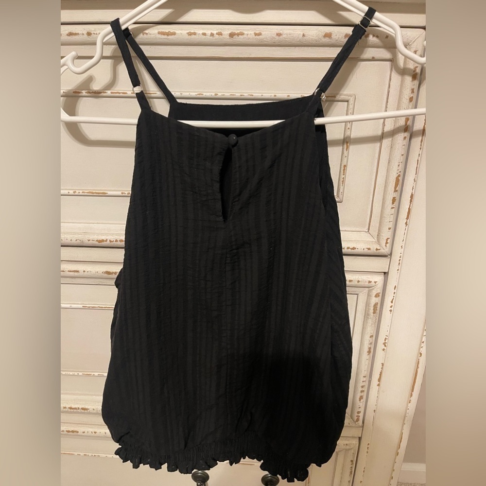 Harper Heritage Tank Top from Francesca’s - Picture 4 of 6